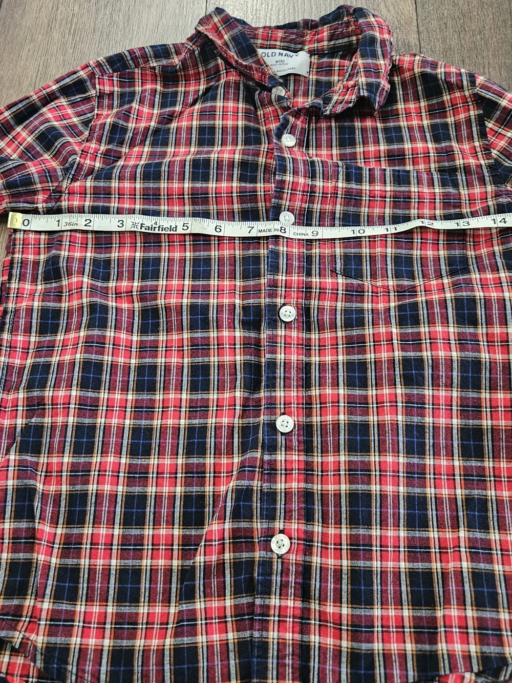 Old Navy Boy's Button Down Plaid Shirt Size M (8)